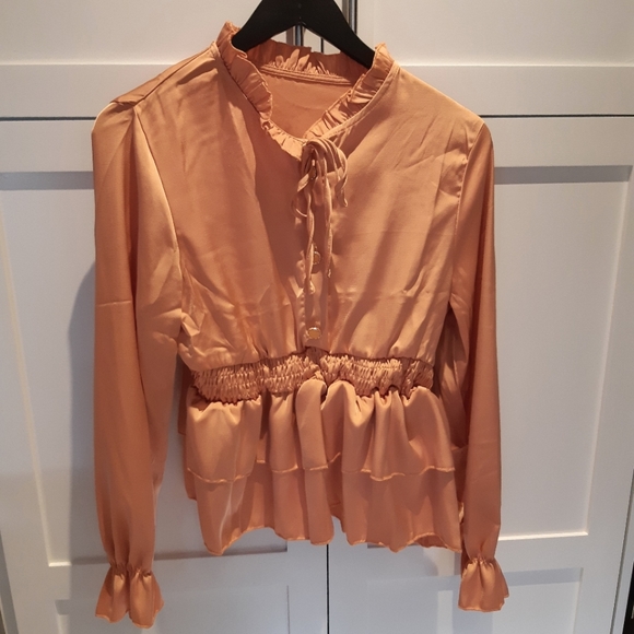 Brand New Ruffle Satin Peplum Top - Picture 5 of 9